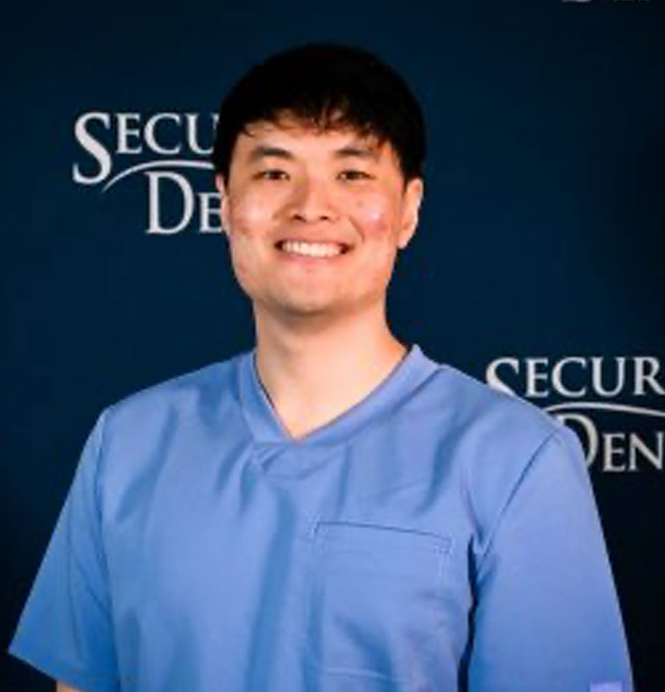 Dr. Jonathan Phen 
